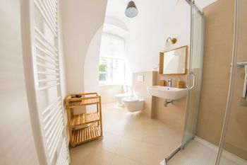 Three Golden Crowns Apartments Aparthotel Prag