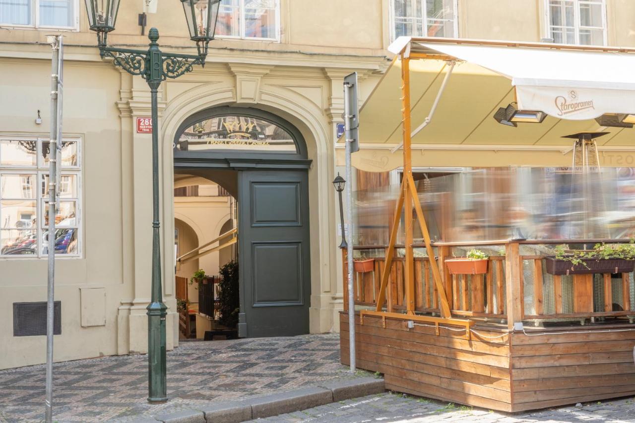Three Golden Crowns Apartments Aparthotel Prag