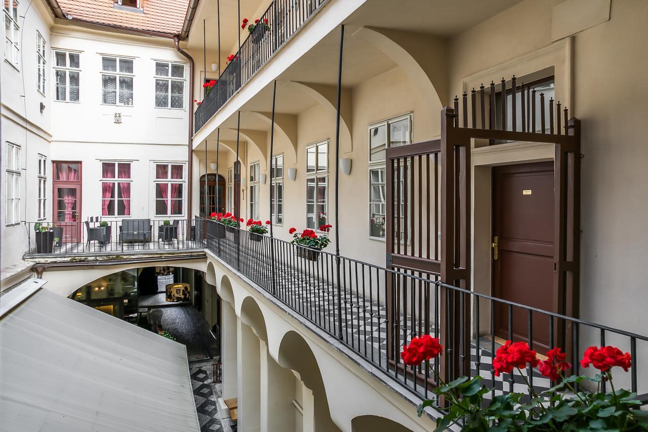 Appart hôtel Three Golden Crowns